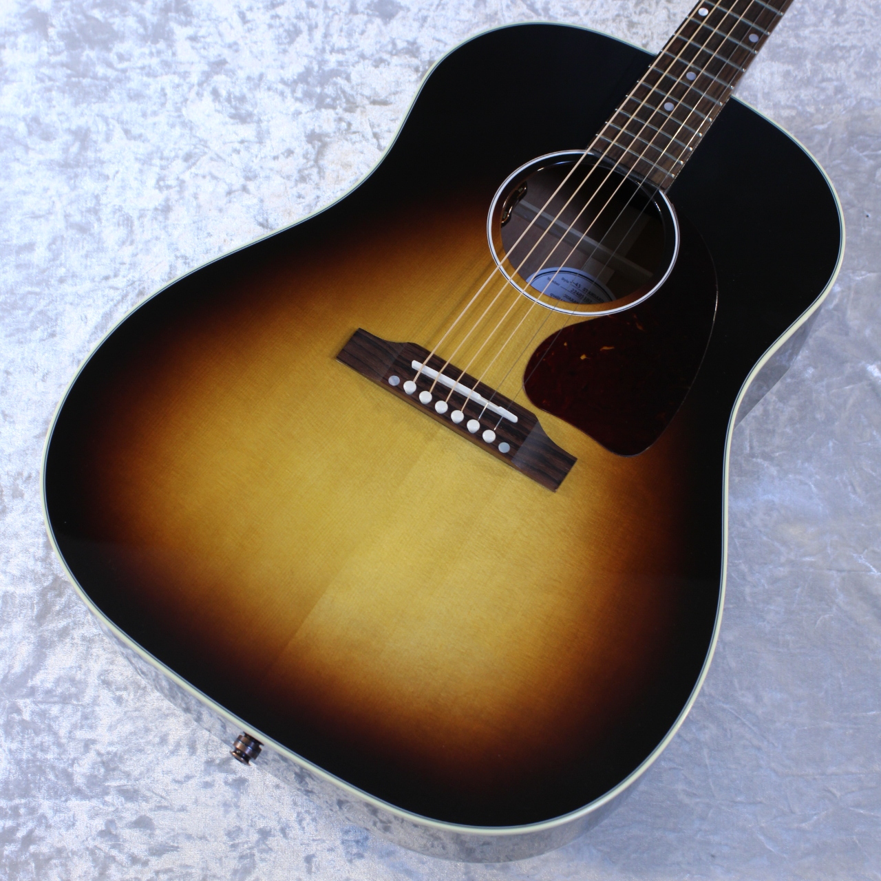 Gibson 【新品特価】J-45 Standard #22405102【分割手数料0%】【送料