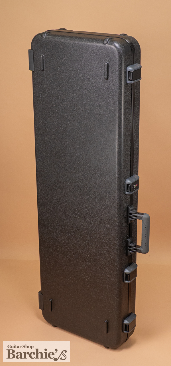 ベース FENDER DELUXE MOLDED CASE ELECTRIC BASS Amazon.com: Fender Deluxe Molded Bass Case : Musical Instruments