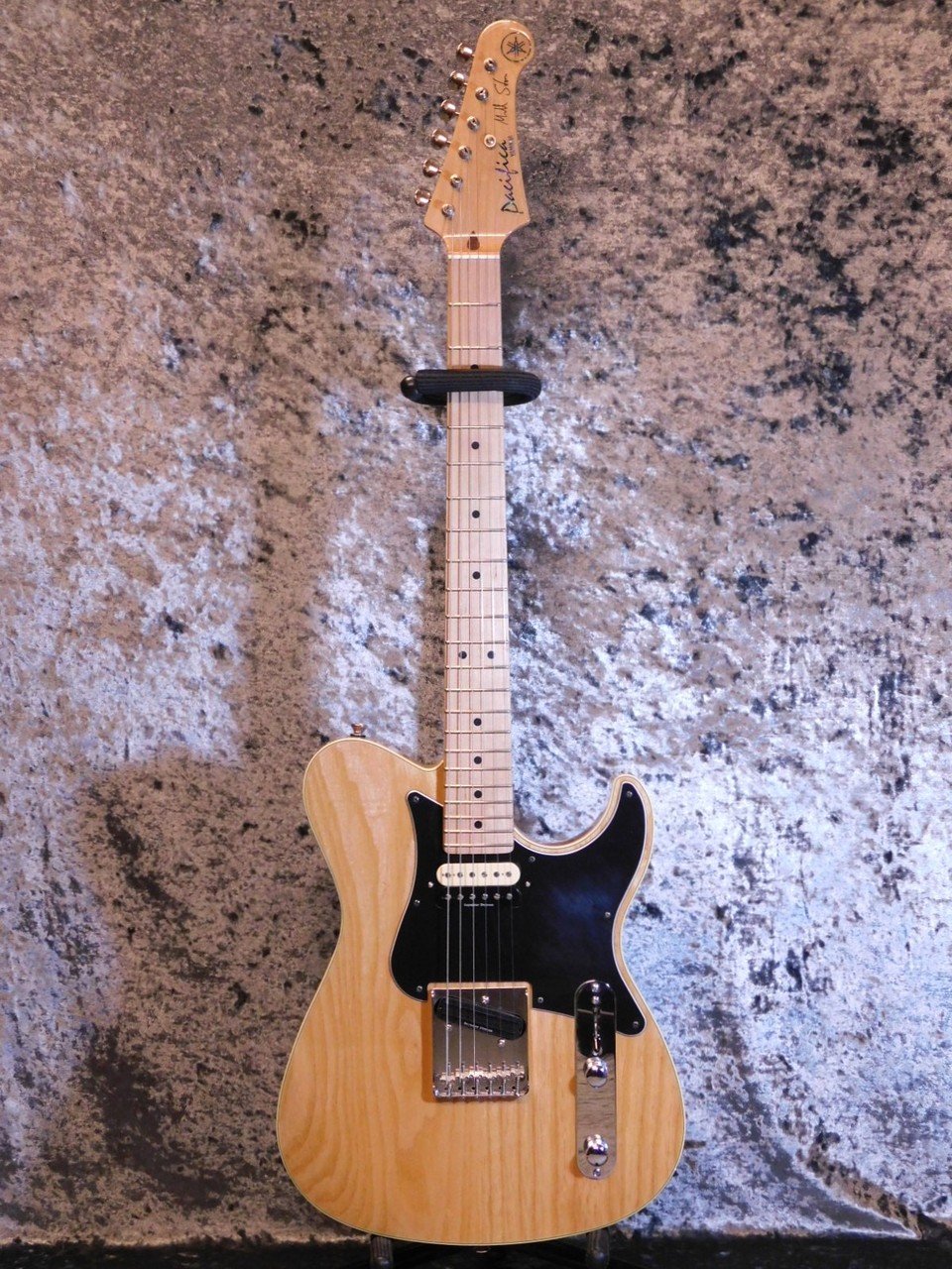 YAMAHA Pacifica 1611 MS 