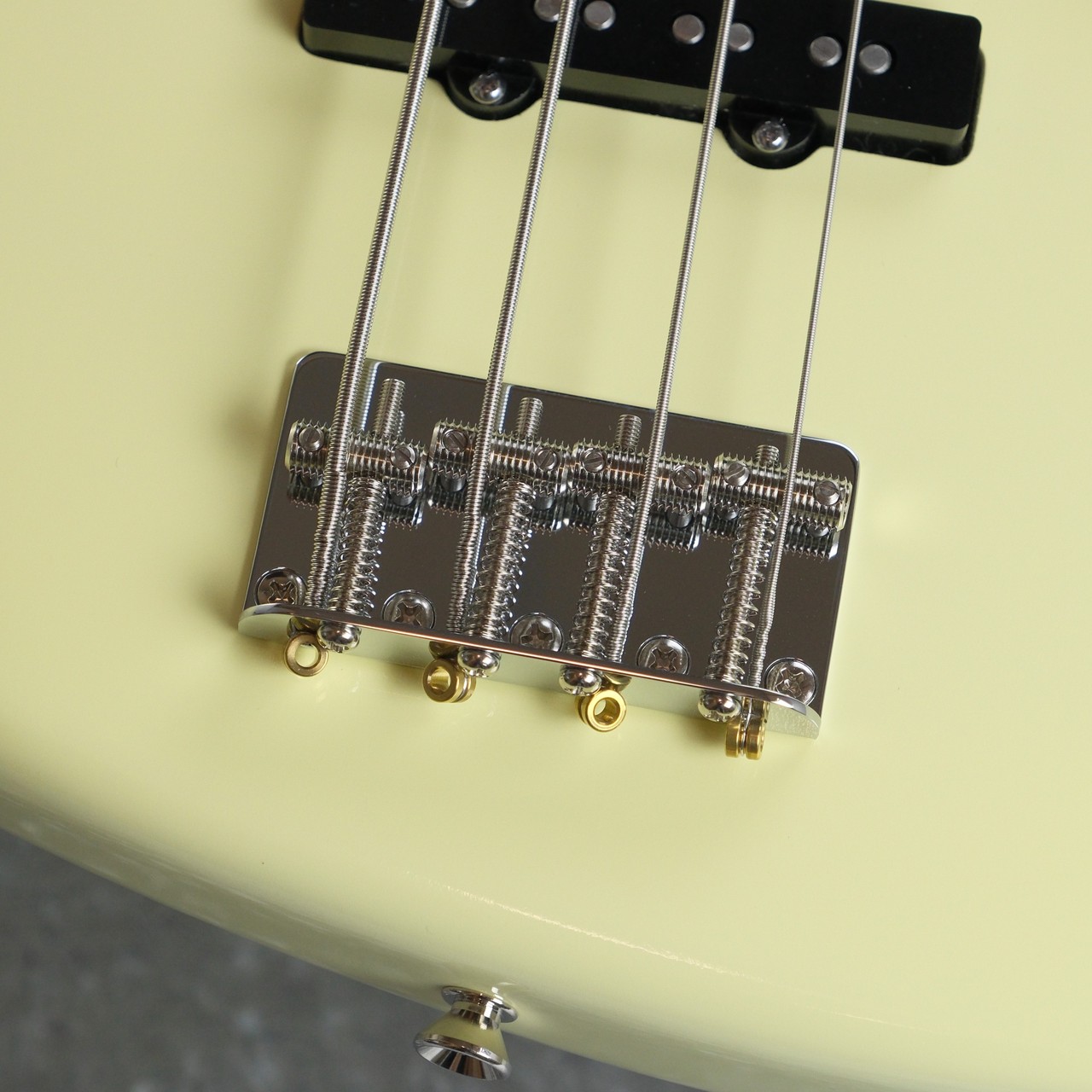 Vanzandt JBV-R2 - Vintage White - 【4.29kg】【#10269】（新品
