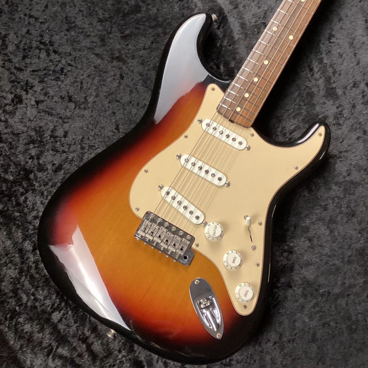 Fender 1962 Stratcaster アメヴィン シンラッカー Fender