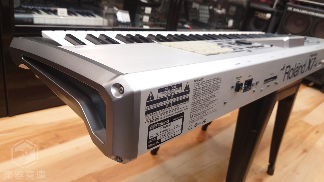 Roland Fantom x7（中古）【楽器検索デジマート】