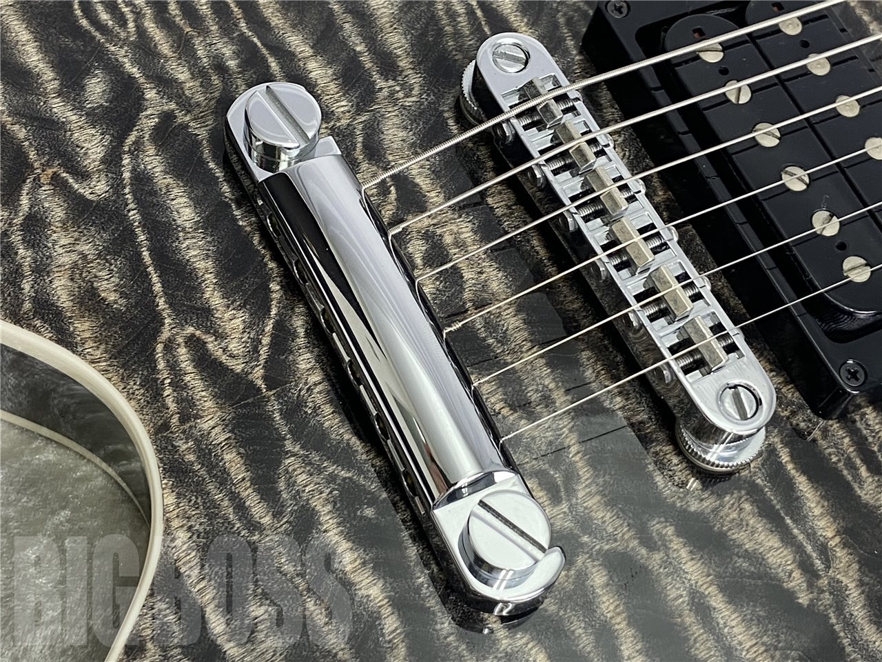 SCHECTER USA V-1 Quilted Maple Top (See Thru Black)（中古/送料無料