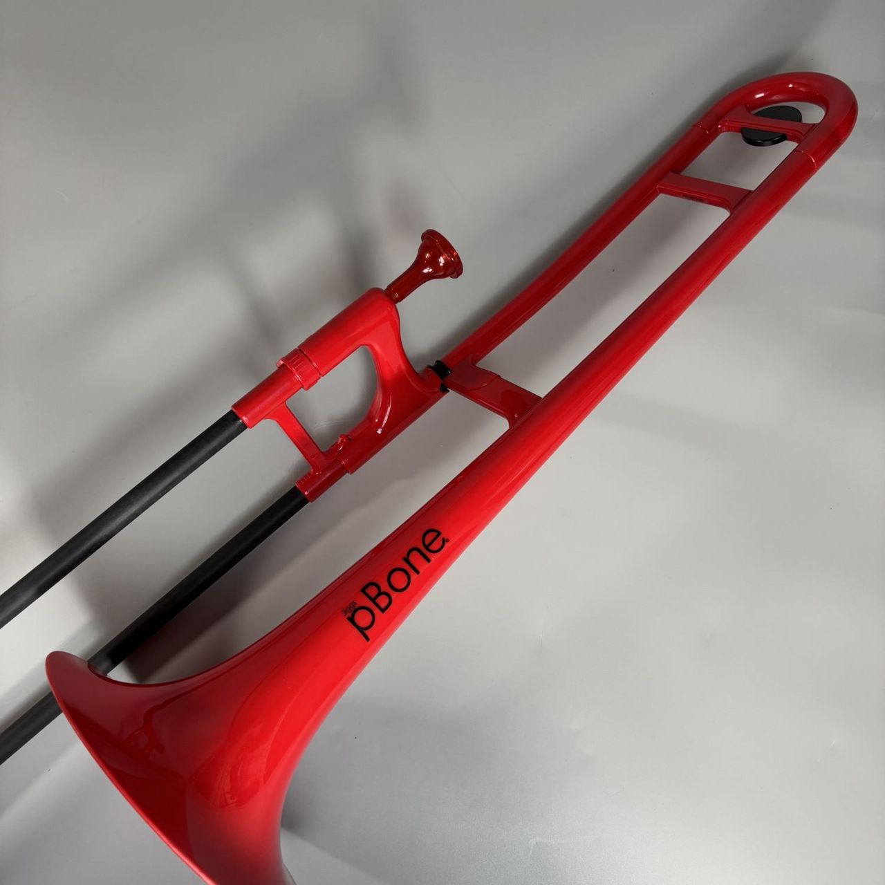 pInstruments pBone レッド プラスチック トロンボーン（新品