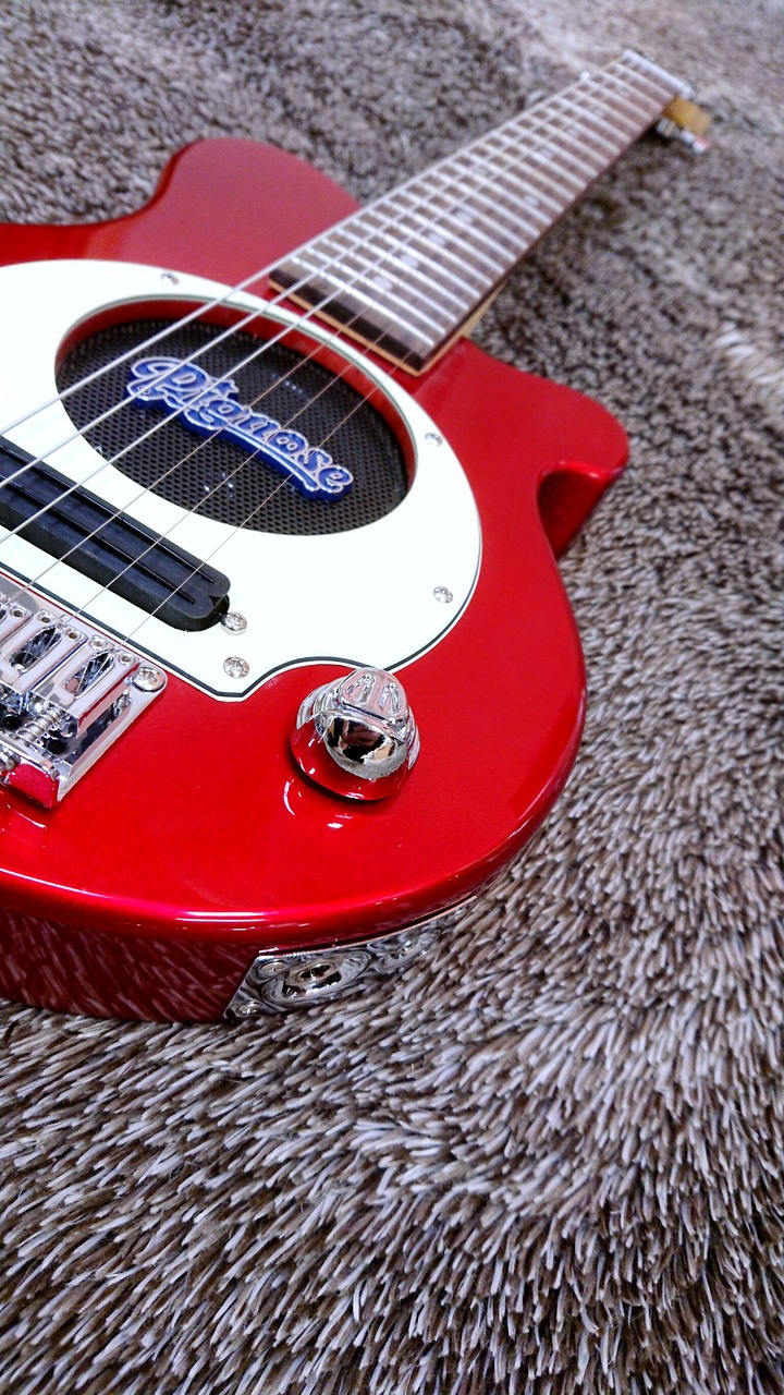 Pignose PGG-200 / CA (Candy Apple Red) 【アンプ内蔵ミニ