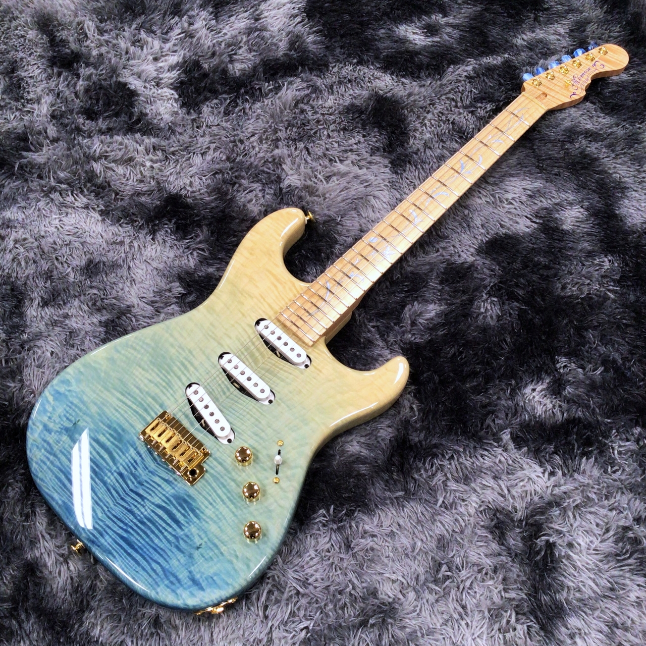 邦楽 MOMOE PREMIUM 邦楽 MOMOE PREMIUM Amazon.co.jp: Momoe Premium: ミュージック