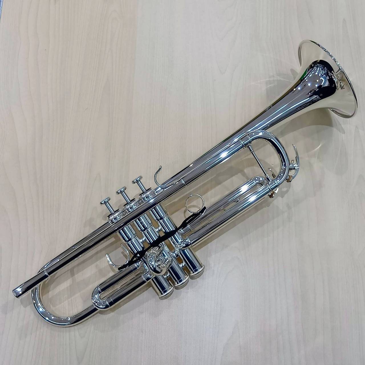 YAMAHA YTR-850S 【大西敏幸氏選定モデル】 銀メッキ仕上げ B
