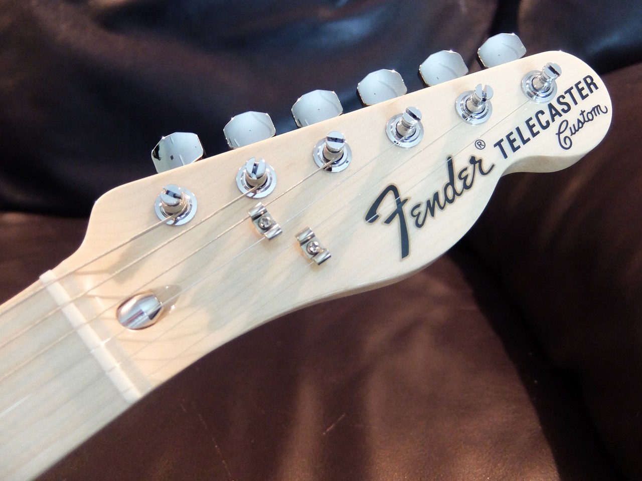 Fender Made in Japan Traditional 70s Telecaster Custom -Black 