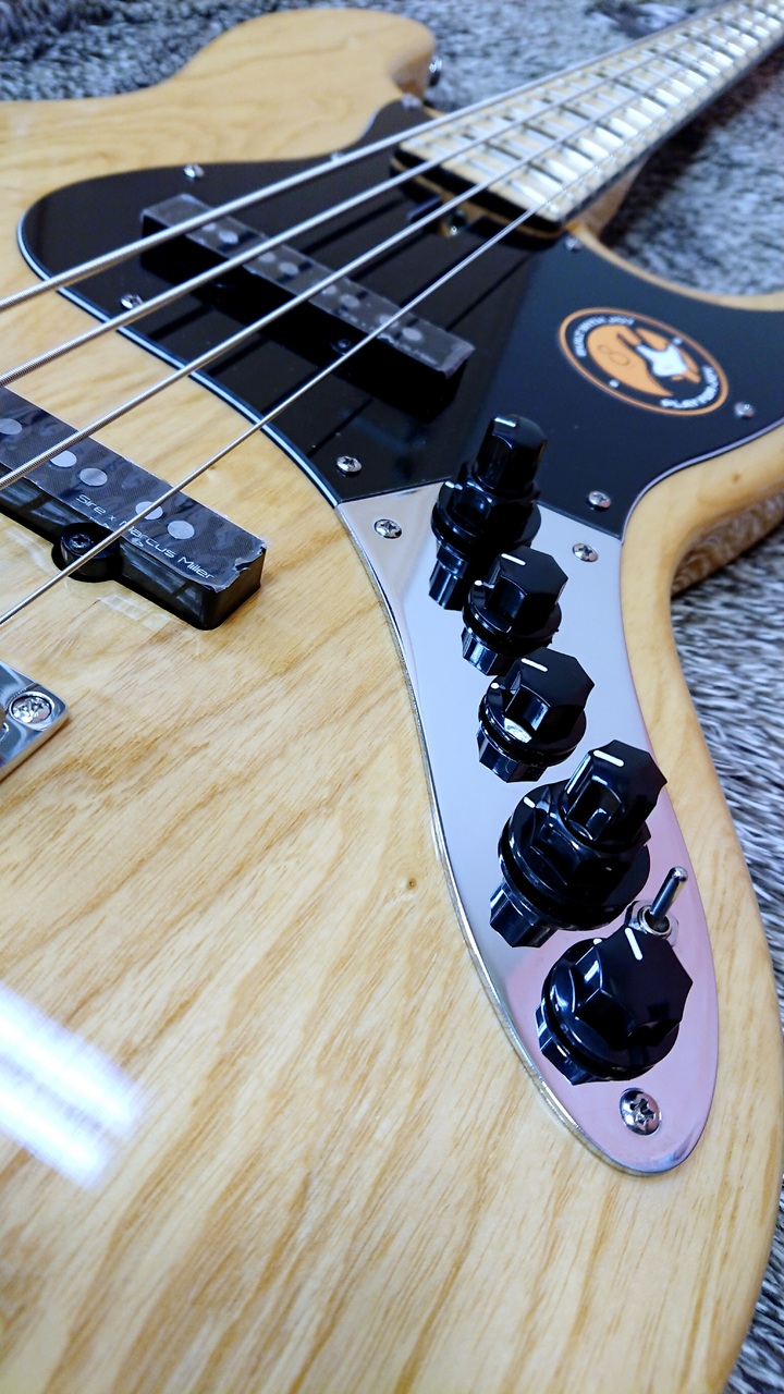 Sire Marcus Miller V7 Vintage Ash 4st NT (Natural) 2nd Generation