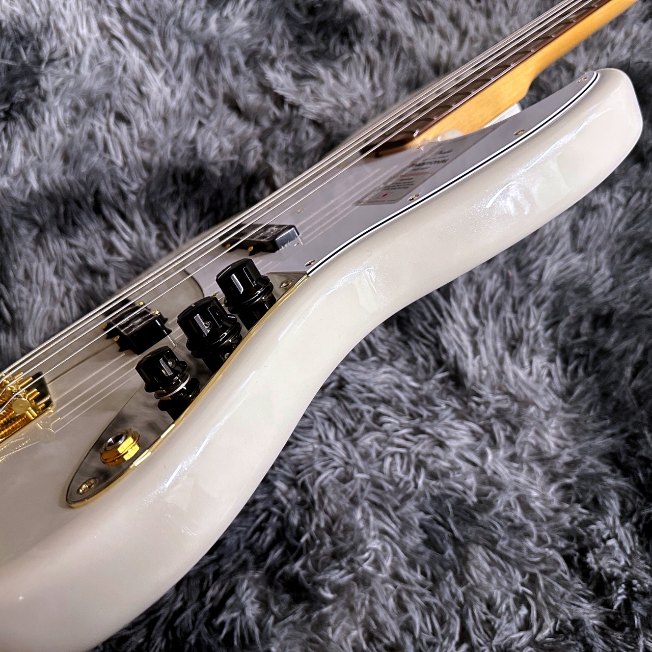 Fender Made in Japan Traditional 2025 Collection 60s Jazz Bass