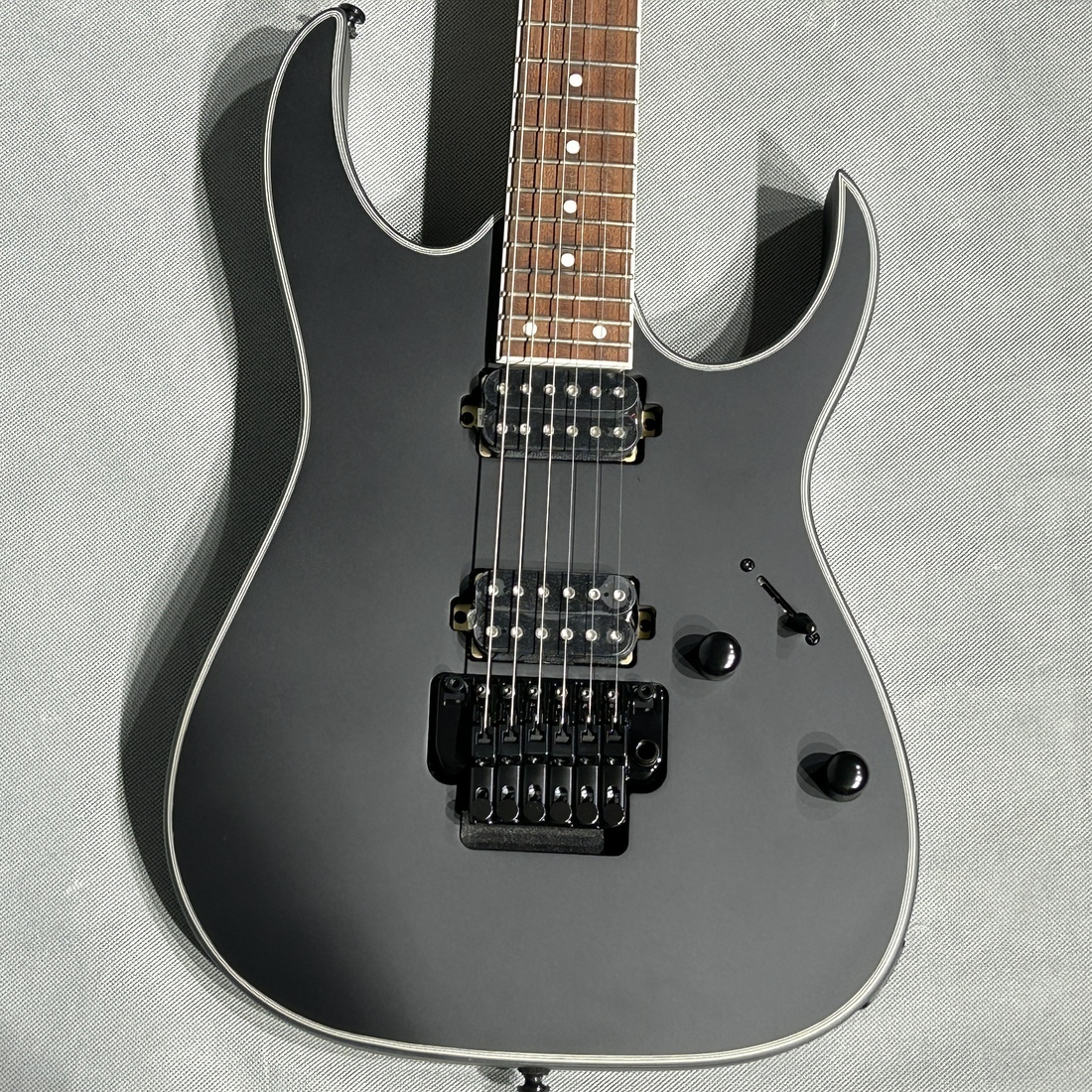 Ibanez RG420EX BKF Black Flat（新品特価）【楽器検索デジマート】