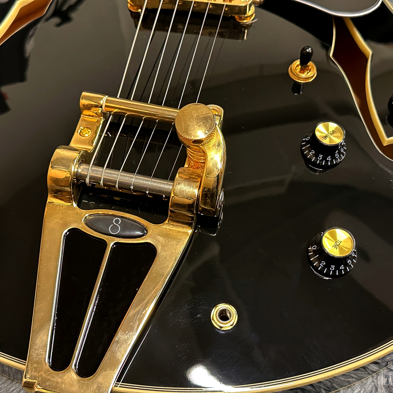 Sire Larry Carlton H7T BK (Black)【展示チョイキズ特価】 【ラリー