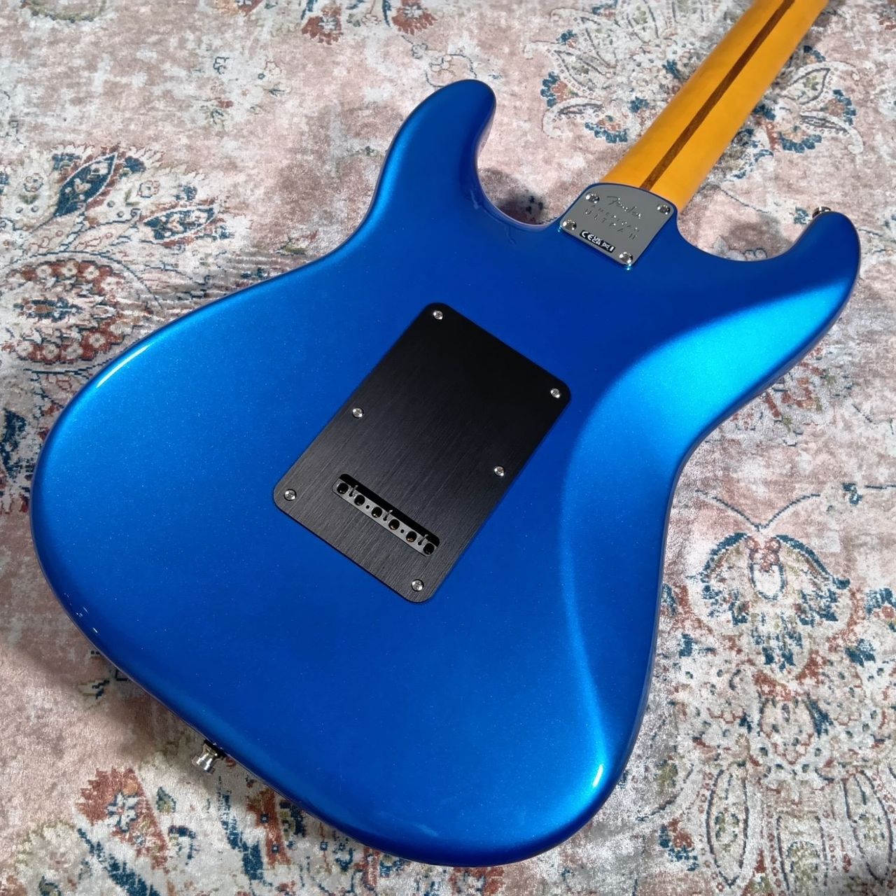 Fender American Ultra II Stratocaster HSS Noble Blue エレキ