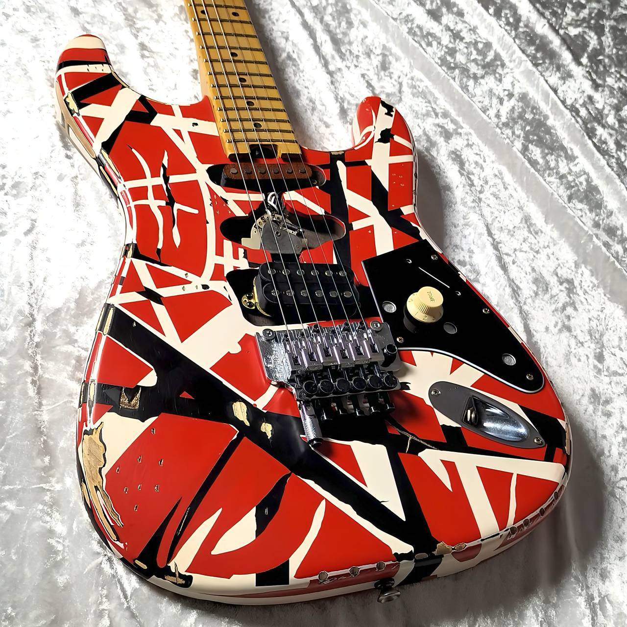 EVH Striped Series Frankenstein Frankie エドワード・ヴァン