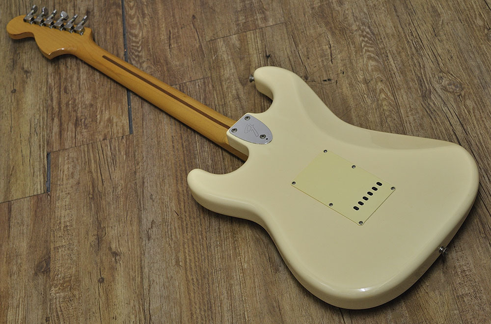 Fender Japan ST72-85SC（中古）【楽器検索デジマート】