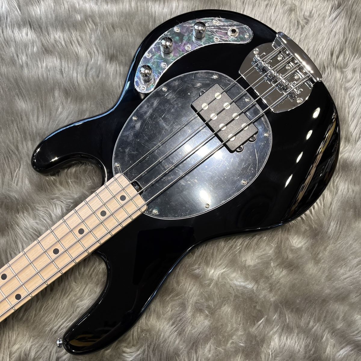 Sterling by MUSIC MAN 【現物画像】 STINGRAY RAY4 BK エレキベース 