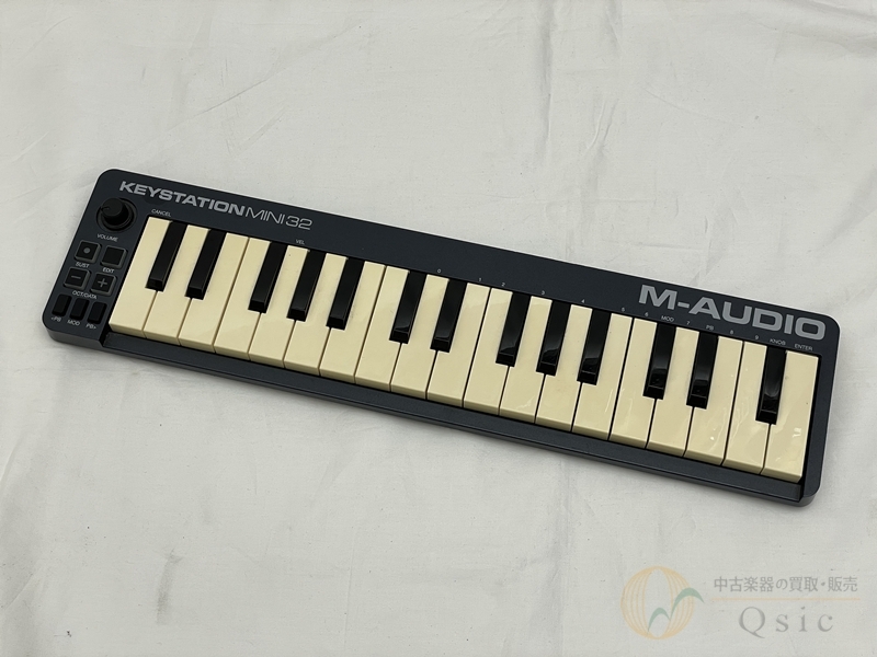 Machine studio M32キーボードセット Maschine studio M32キーボードセット 鍵盤 : Komplete Kontrol