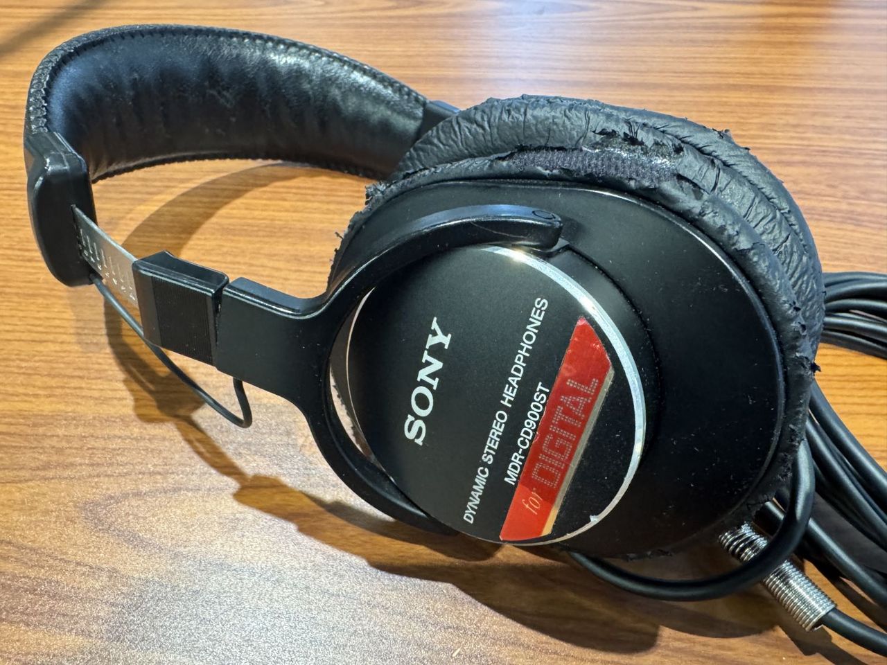 SONY MDR-CD900ST 【中古】（中古）【楽器検索デジマート】