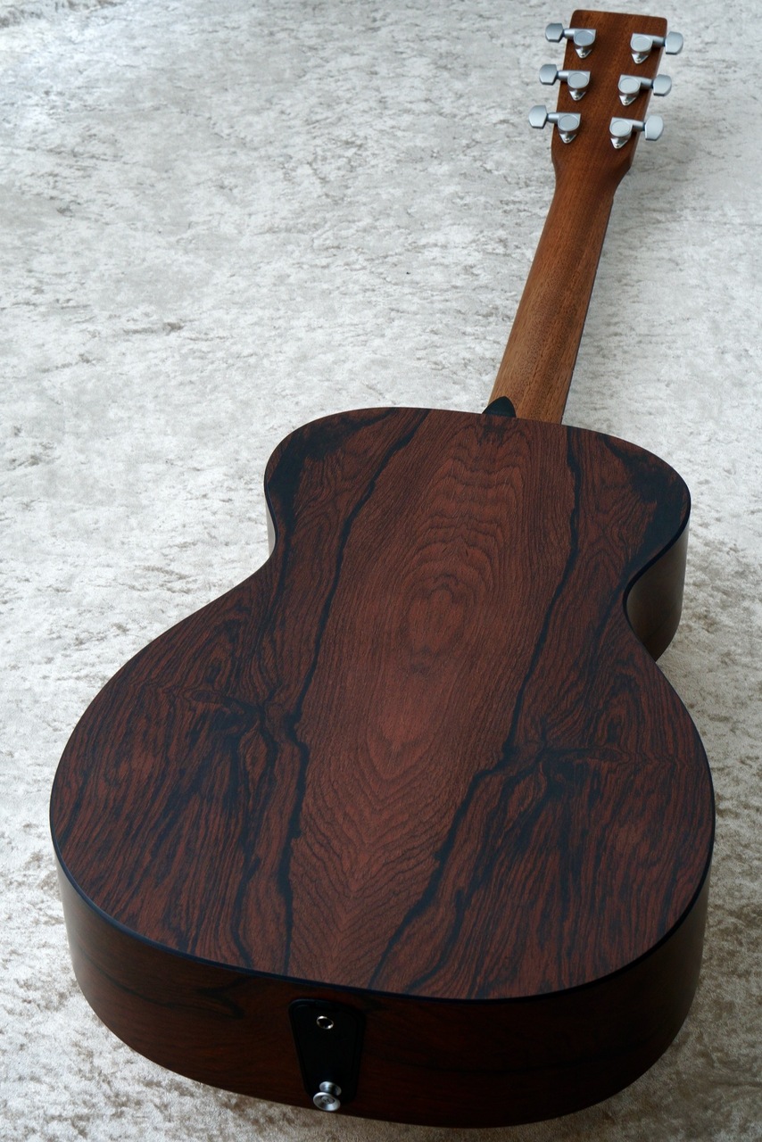 Martin 0-X2E COCO #2985616 【エレアコ仕様】【動画あり】（新品