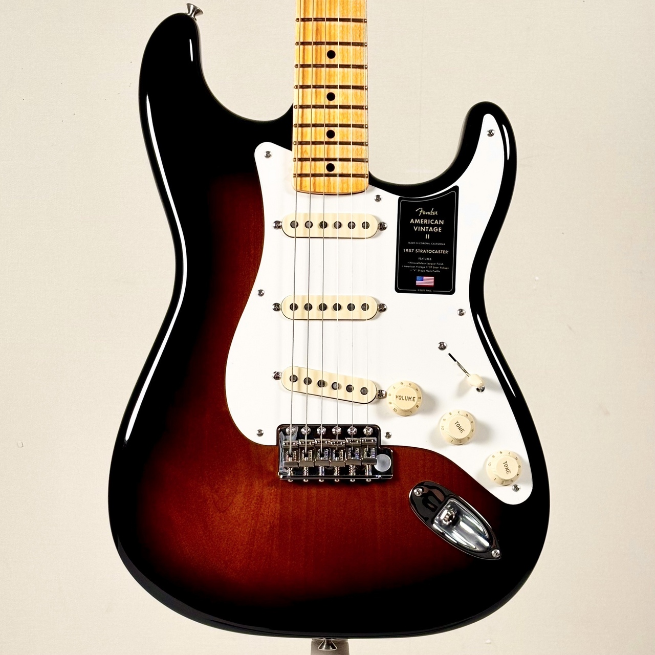 Fender American Vintage II 1957 Stratocaster -2 Color