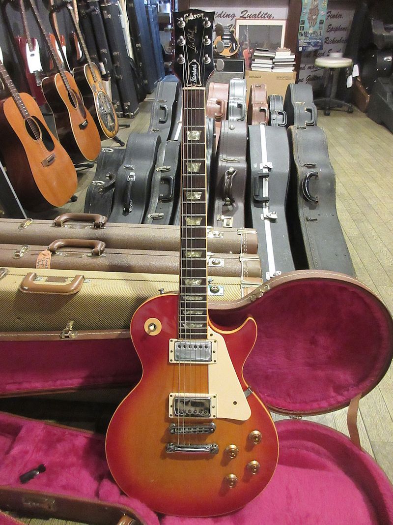 1976年購入ヴィンテージ ギブソンレスポールスタンダード チェリーサンバースト Gibson 1976 Les Paul Standard Cherry Sunburst（ビンテージ）【楽器