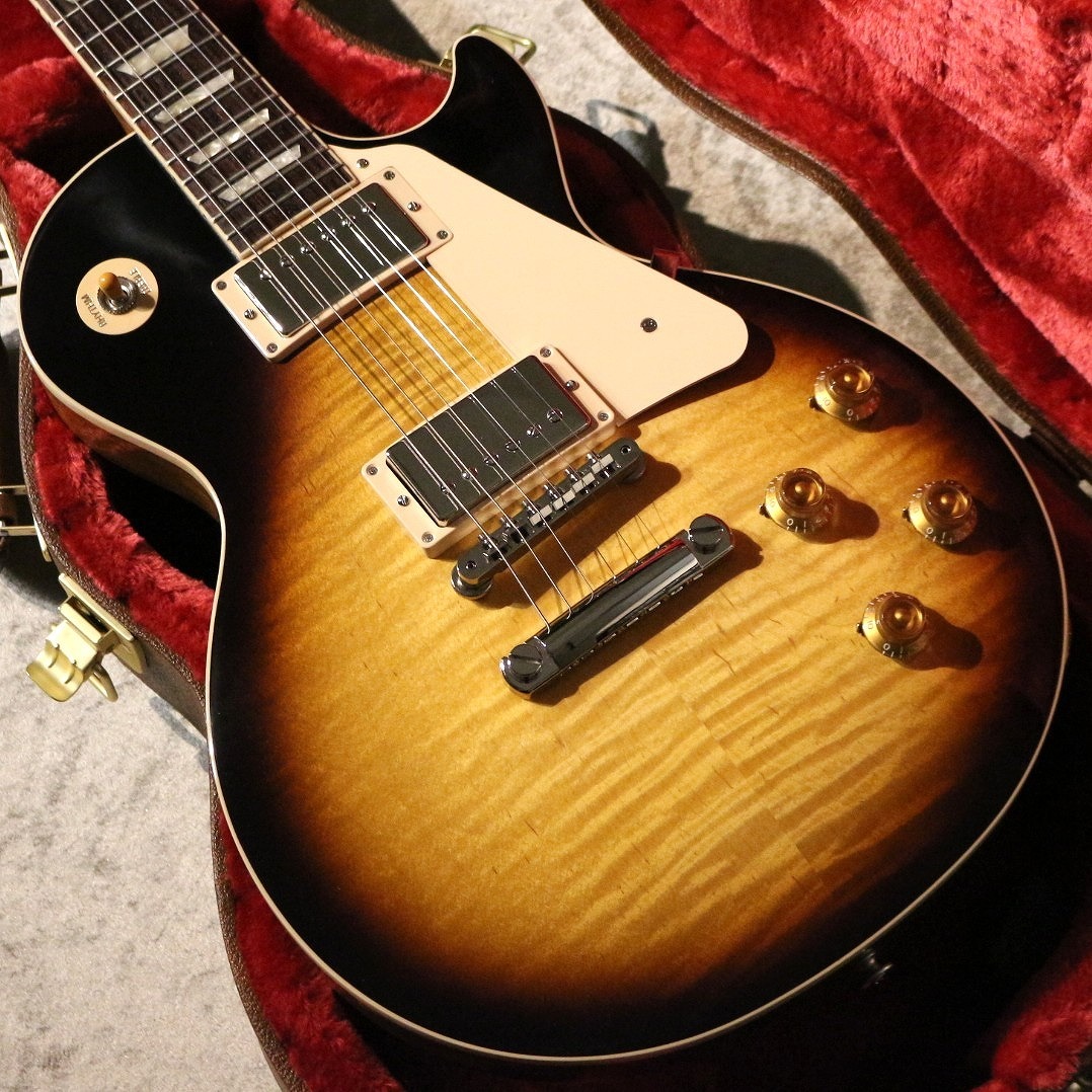 Gibson 【軽量!!中心部にフレイムが潜み】Les Paul Standard