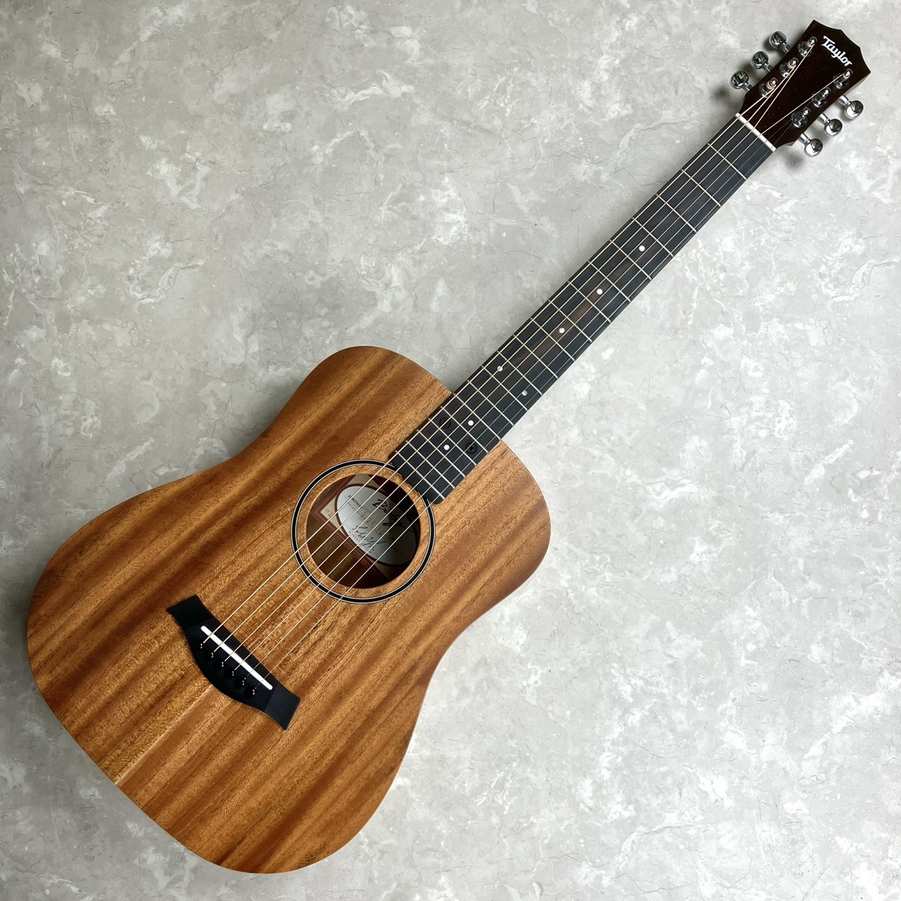 Taylor Baby Mahogany BT2 ミニアコースティックギター【現物画像