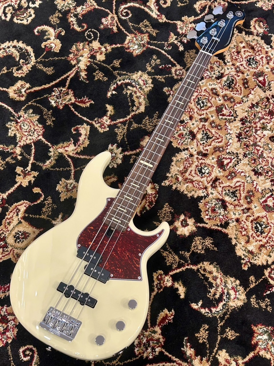 YAMAHA BBP34 -Vintage White-【4.26kg】（新品特価）【楽器検索