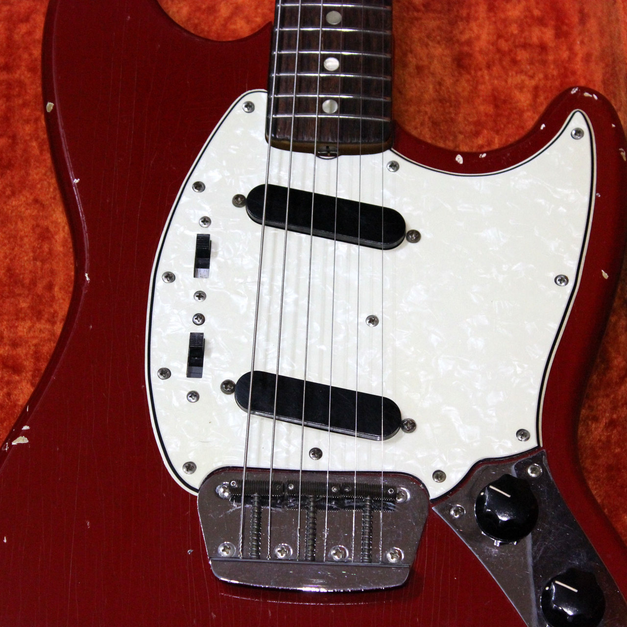 Fender Duo Sonic II RED フェンダー デュオソニック 2 1966年製 です