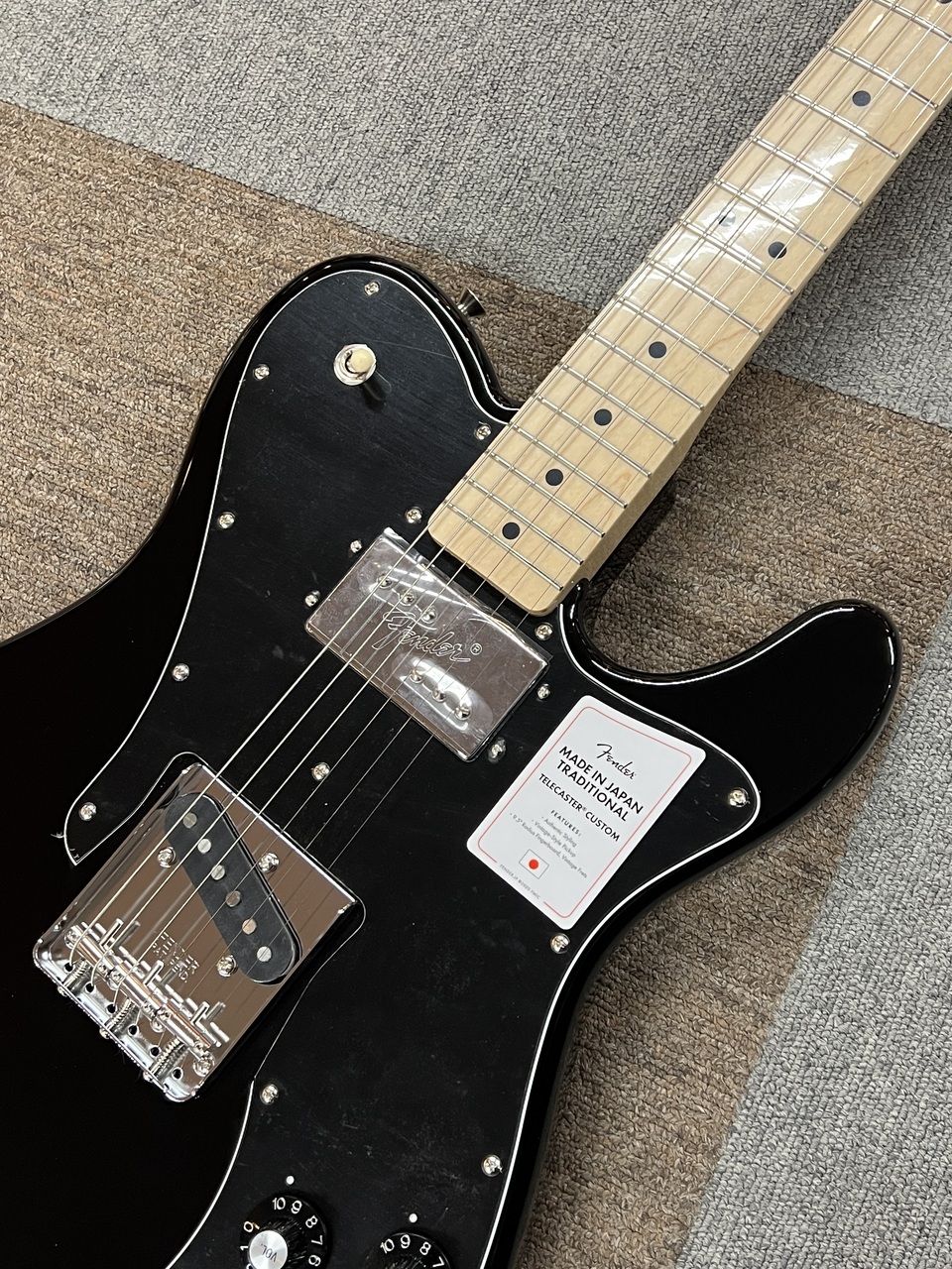 Fender Traditional 70s Telecaster Custom, Maple Fingerboard, Black