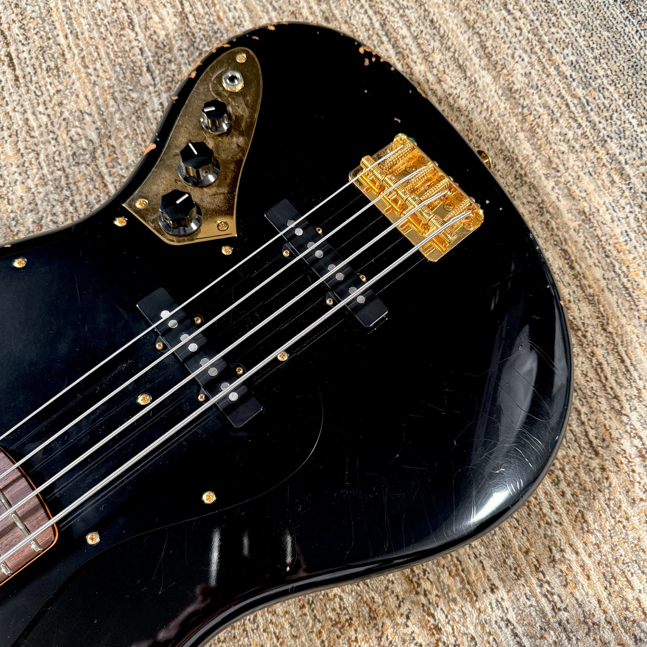 BLACK SMOKER BETA J4 TRAD MASTER 4弦 ベース Black Smoker TRAD MASTER SERIES BETA-J4/Black MH/MID Aged