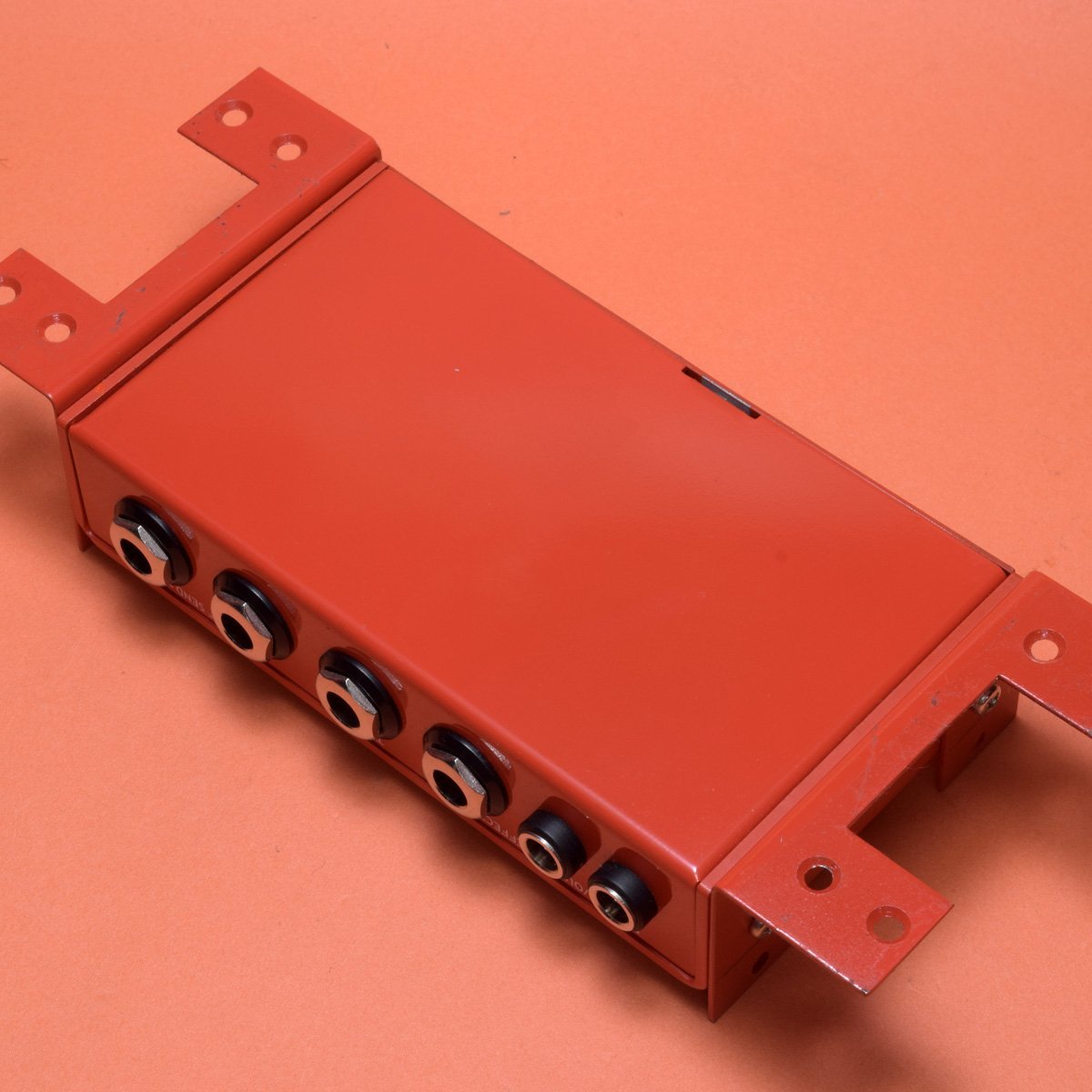 ギター CAJ IN and OUT Buffer Junction Box Custom Audio Japan(CAJ) IN and OUT Buffer/Junction Box【福岡