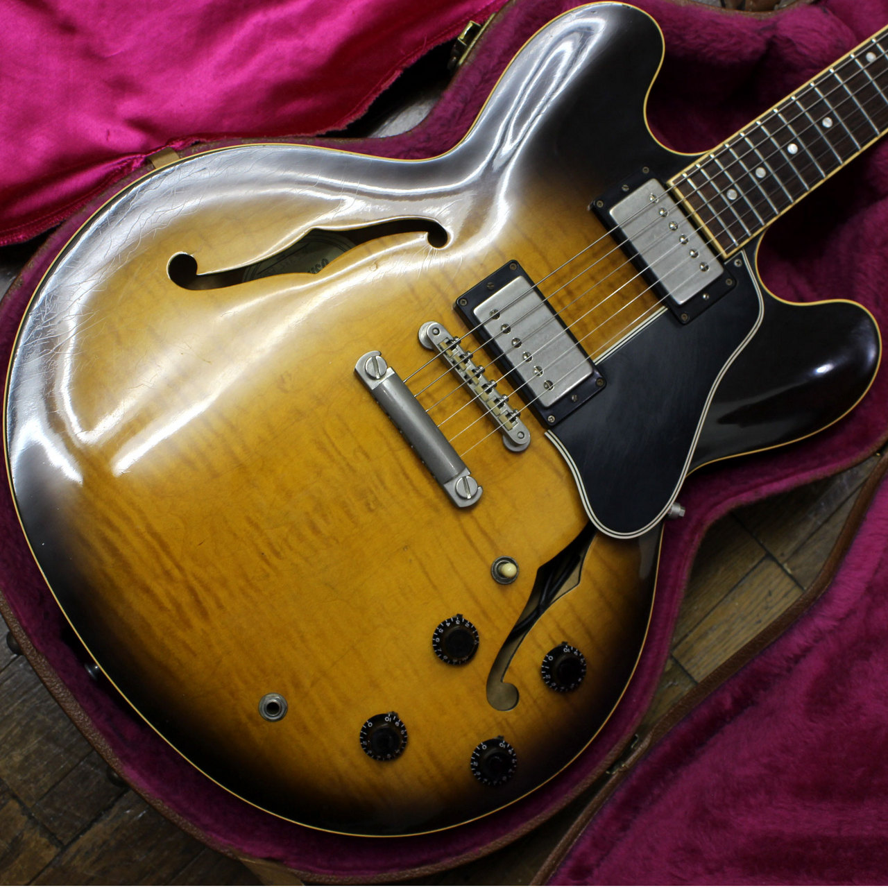 Gibson ES-335 Dot Vintage Sunburst セミアコ サンバーストGibson創業