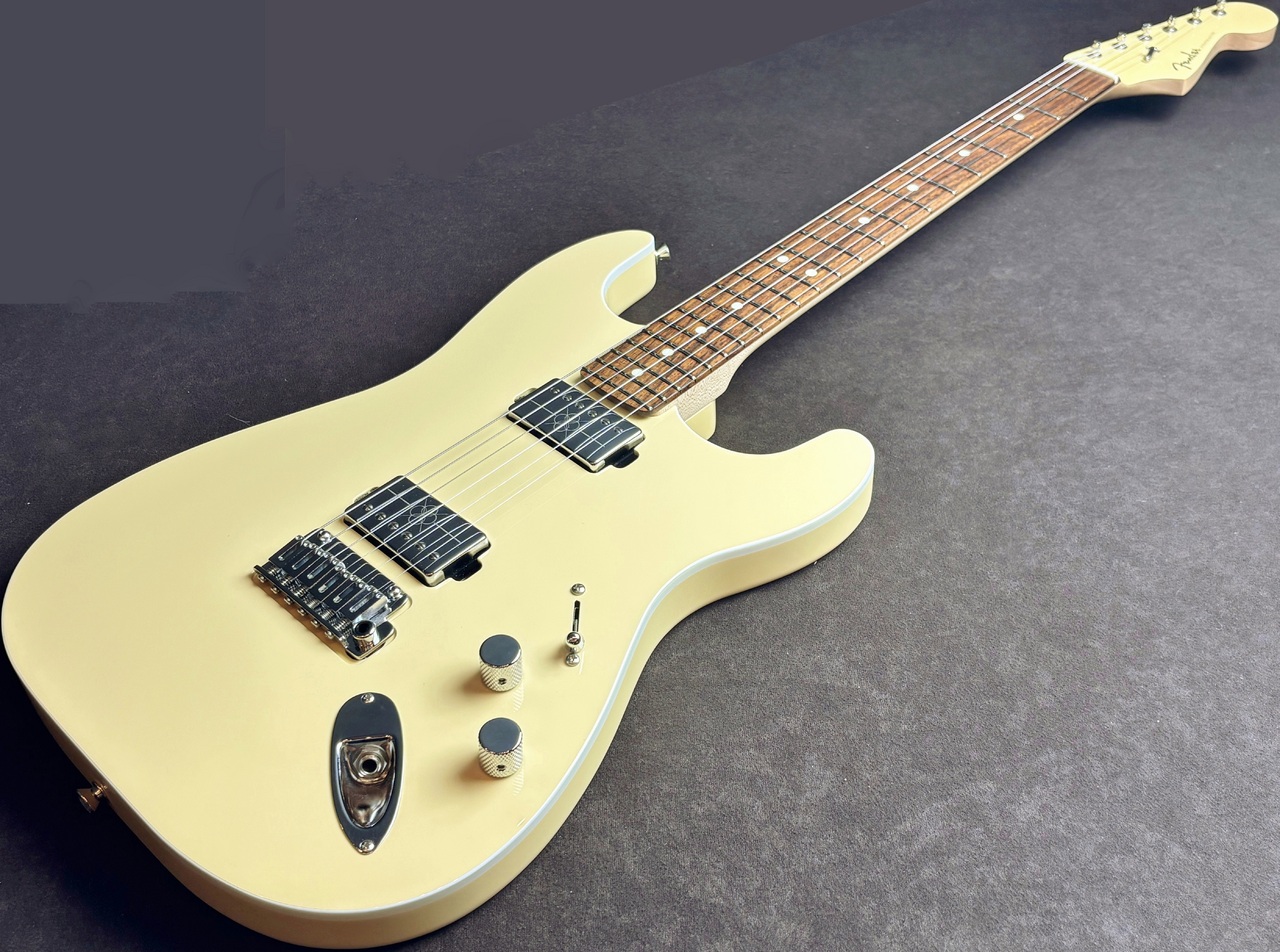 Fender SCANDAL MAMI Stratocaster Omochi Vintage White（中古