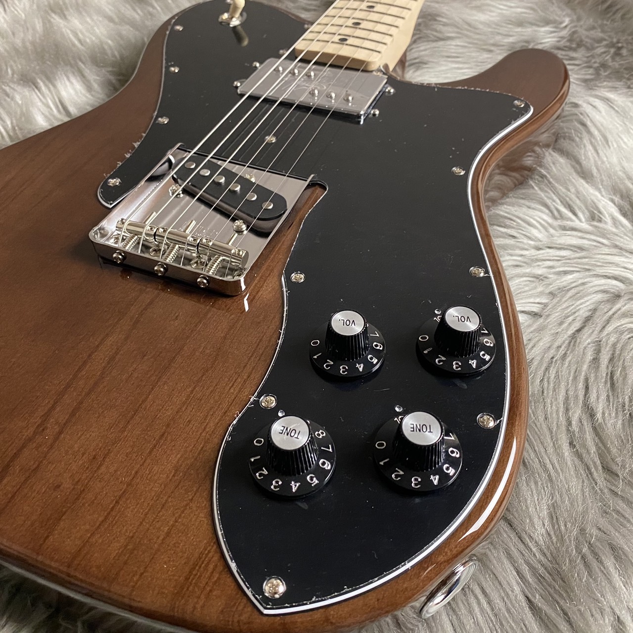 Fender FSR Collection Traditional 70s Telecaster Custom【現物画像