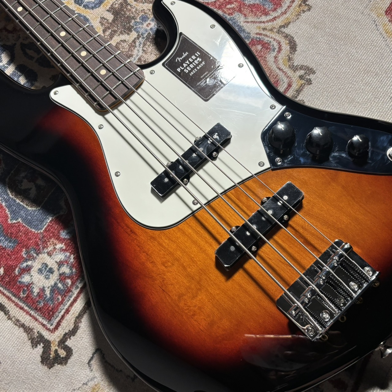 ベース Fender Player II Jazz Bass 3Col Sunburst Fender Player II Jazz Bass 3-Color Sunburst エレキベース ジャズ