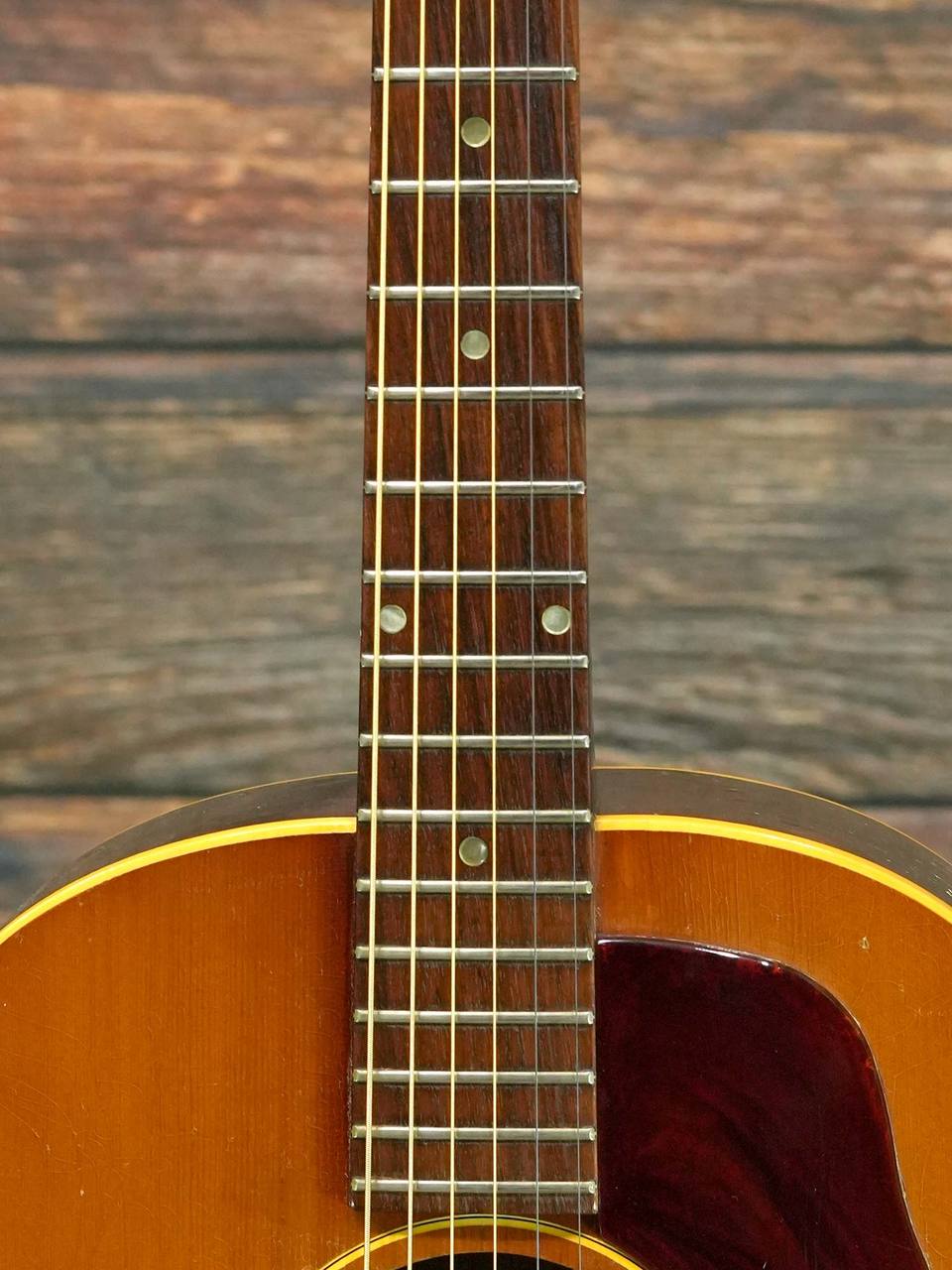Gibson　LG-1 ヴィンテージ Gibson LG-1 1947 - 1968 | Reverb