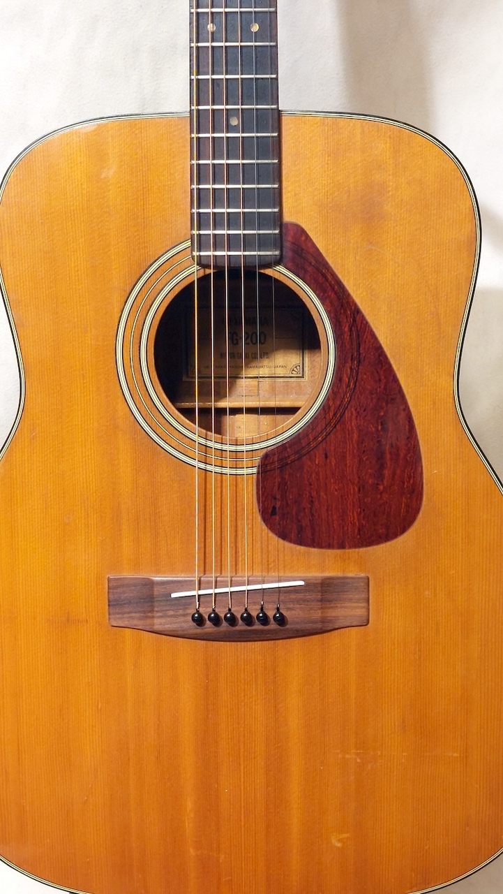 ギター YAMAHA FG200 Yamaha FG-200 Jumbo Dreadnought Natural 1972 – Chicago Music