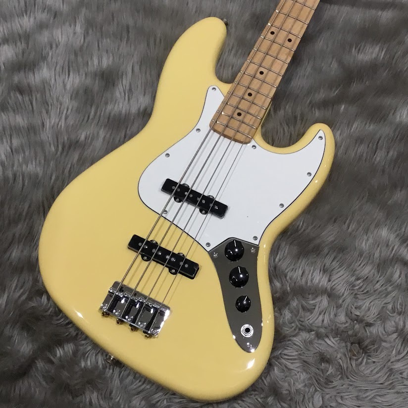 Fender （フェンダー）Player Jazz Bass/メイプル指板/Buttercream/実物写真【SALE/送料無料】（新品特価/送料 無料）【楽器検索デジマート】