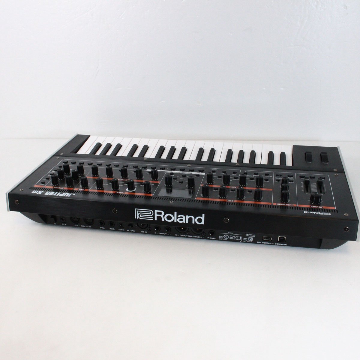 シーニュ Roland ラメニット　新品タグ付き 数量限定カラー】FA-06 と JUNO-DS にオールブラックモデルが