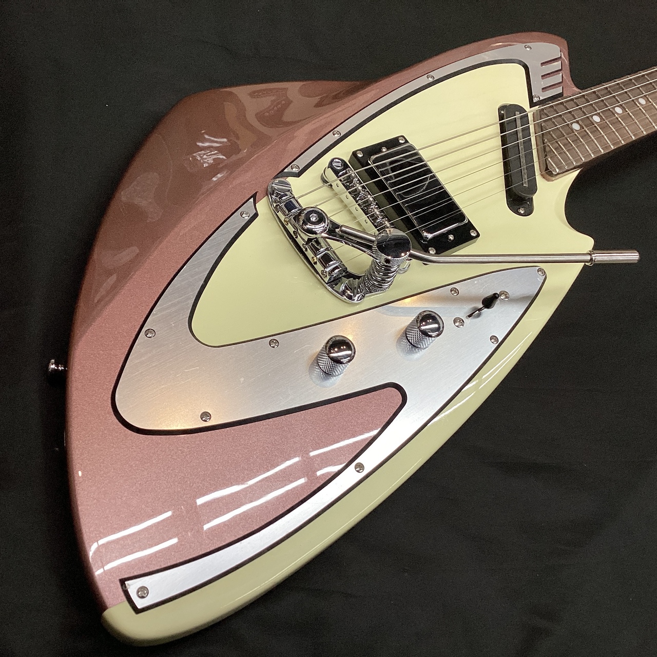 backlund コピーモデル EASTWOOD GUITARS Backlund Model 100 DLX/Burgundy Mist Metallic