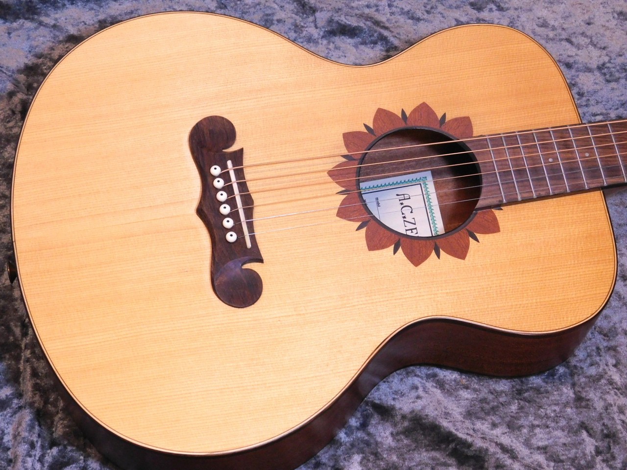 Zemaitis CAM-60F（中古）【楽器検索デジマート】
