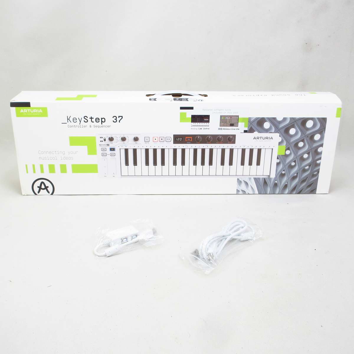 Arturia KeyStep 37 コンパクトな多機能MIDIキーボード 【横浜店