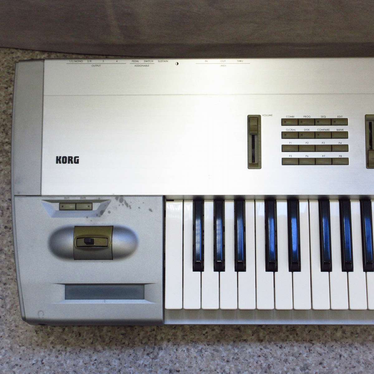 KORG TRITON PRO ver.2.4.1 