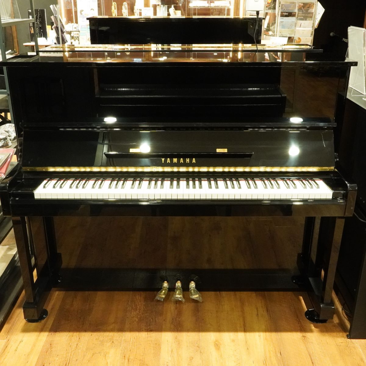 YAMAHA U10BL #4609840 1988年製・日本製（中古/送料無料）【楽器検索 