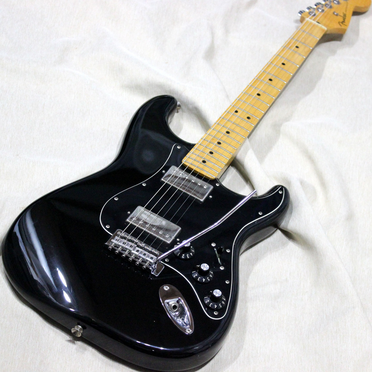 Fender Mexicoストラトキャスター ブラック Fender Mexico Blacktop Stratocaster HH フェンダー ブラック