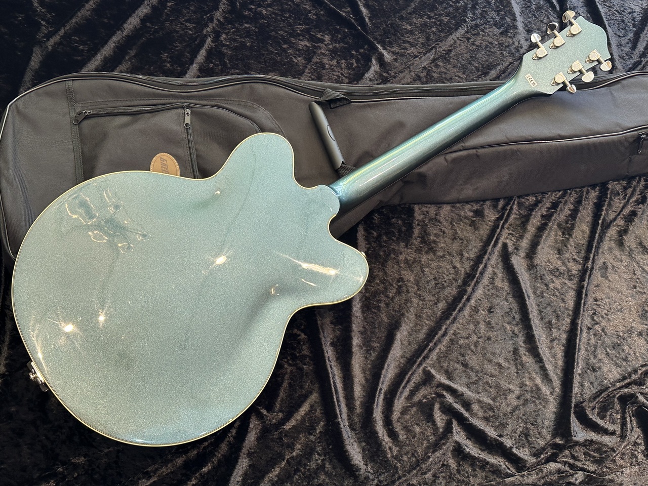 希少Gretsch G2622T シルバー エレキギター2008年 希少Gretsch G2622T シルバー エレキギター2008年