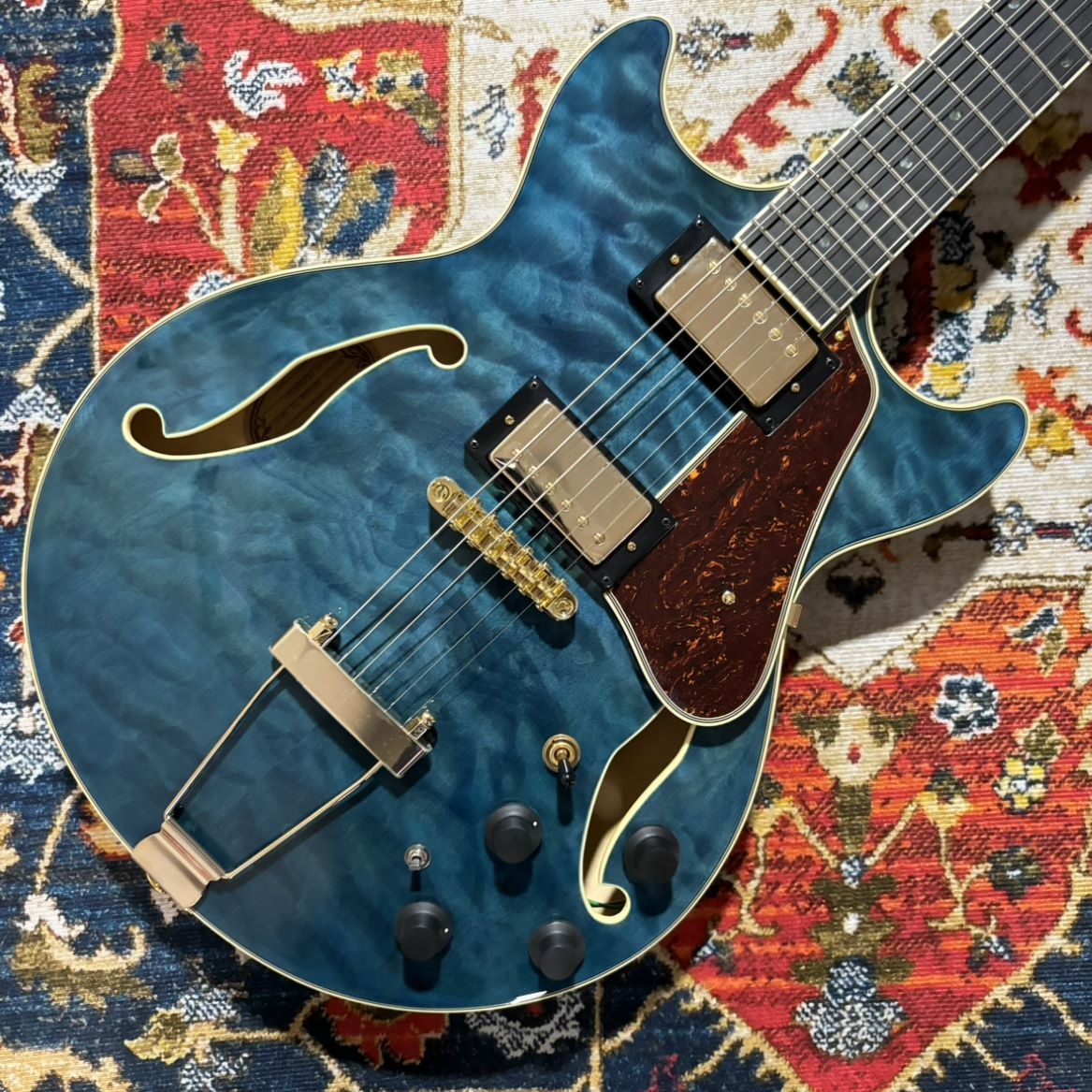 Ibanez AMH90QM TBL フルアコギター（新品/送料無料）【楽器検索