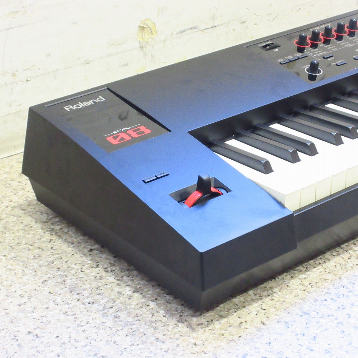 Roland FA-08 シンセサイザー　美品　可動品　アンプ　イス　台付き Roland FA-08 シンセサイザー 美品 可動品 アンプ イス 台付き