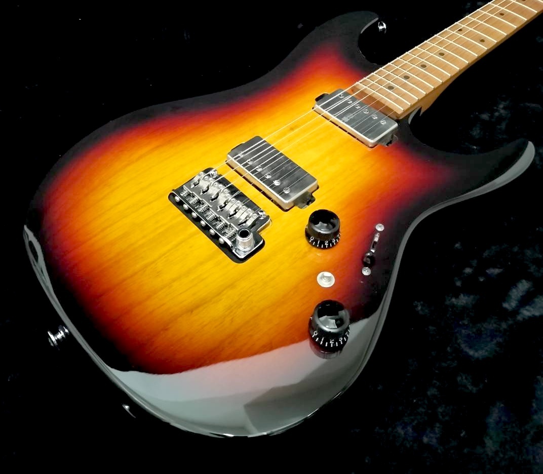 Ibanez AZ2202A-TFB エレキギター サンバースト ハードケース付